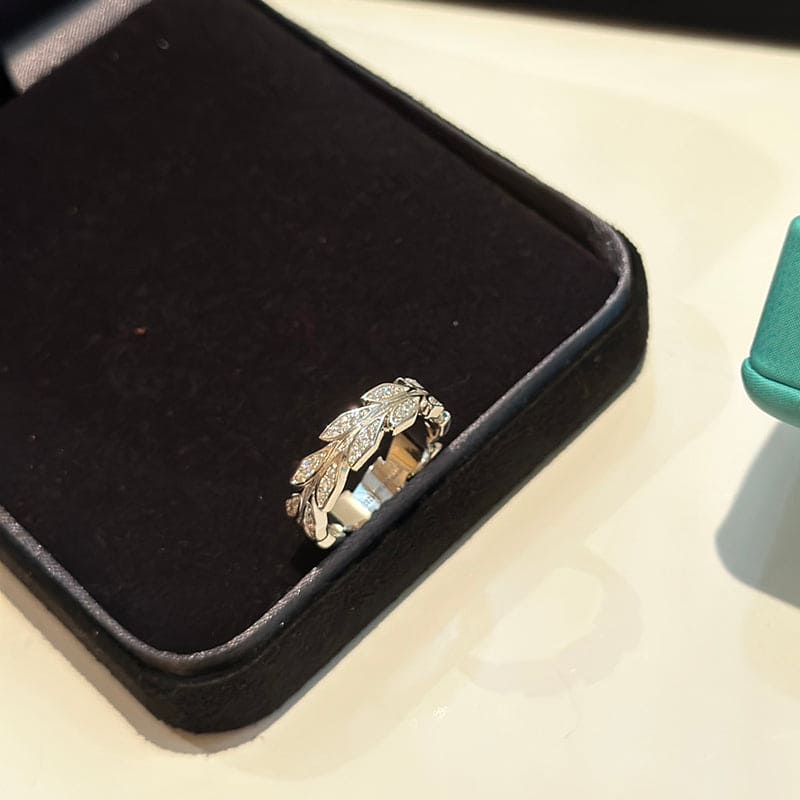 18K Tiffany Victoria Vine Ring