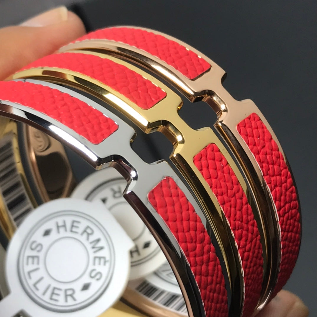 18K Olympe Red Hermes Bracelet