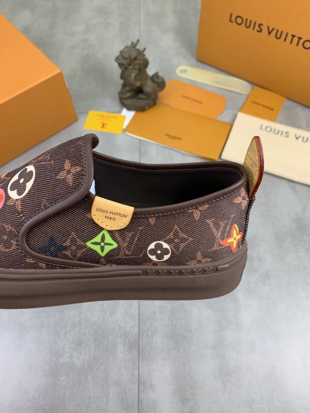 Louis Vuitton Floral Print Slip-On Shoes — detail