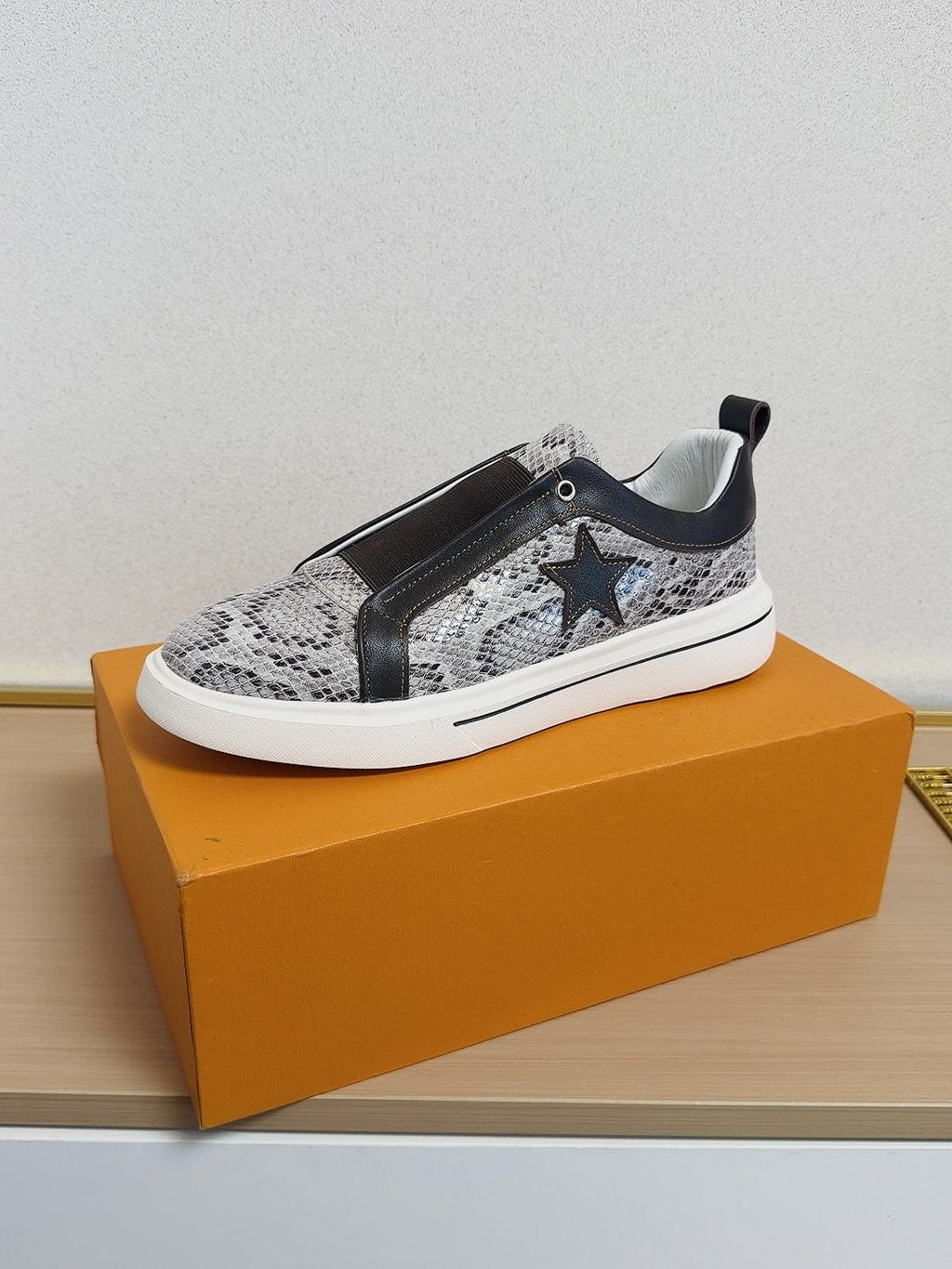 Louis Vuitton Star-Accent Low-Top Sneakers — side