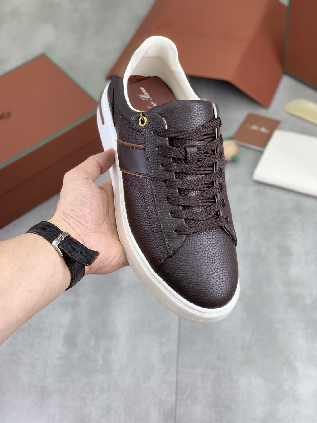 Loro Piana Contrast-Trim Low-Top Sneakers — model