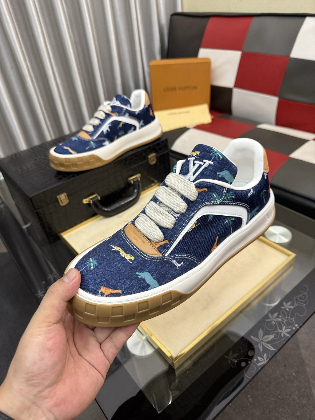 Louis Vuitton Patterned Low-Top Sneakers — model