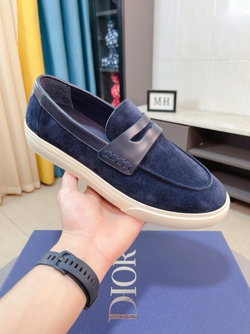 Dior Strap Loafers with Contrast Soles — model