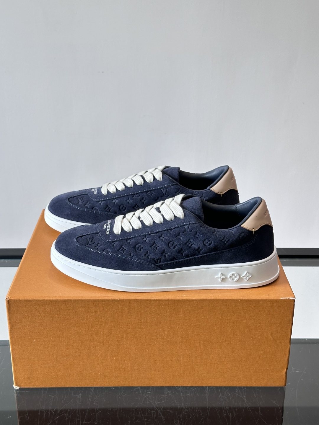 Louis Vuitton Flash Low-Top Sneakers — side